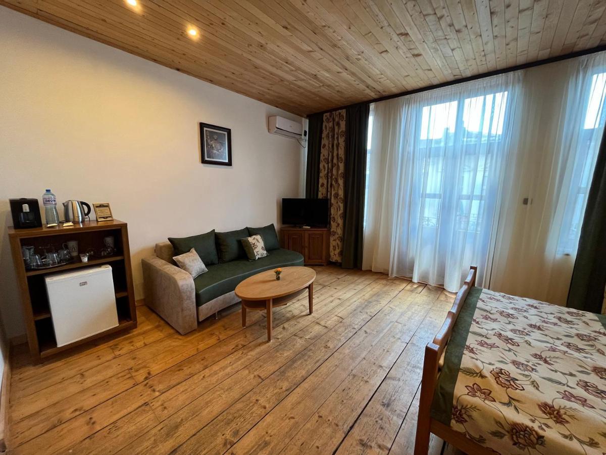 Tsarevets Residence Veliko Tarnovo Exterior photo